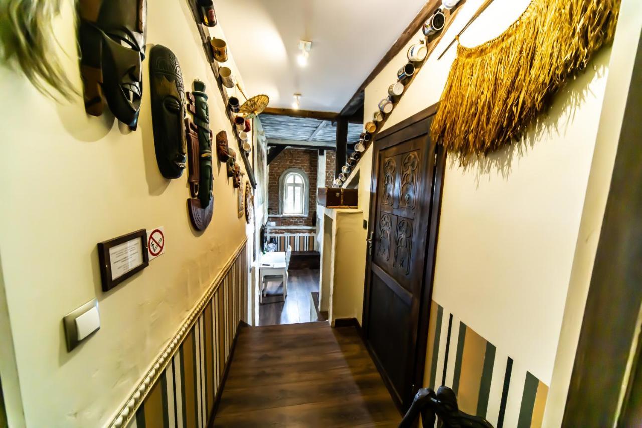 Dwor Boratyn Bed & Breakfast Ngoại thất bức ảnh