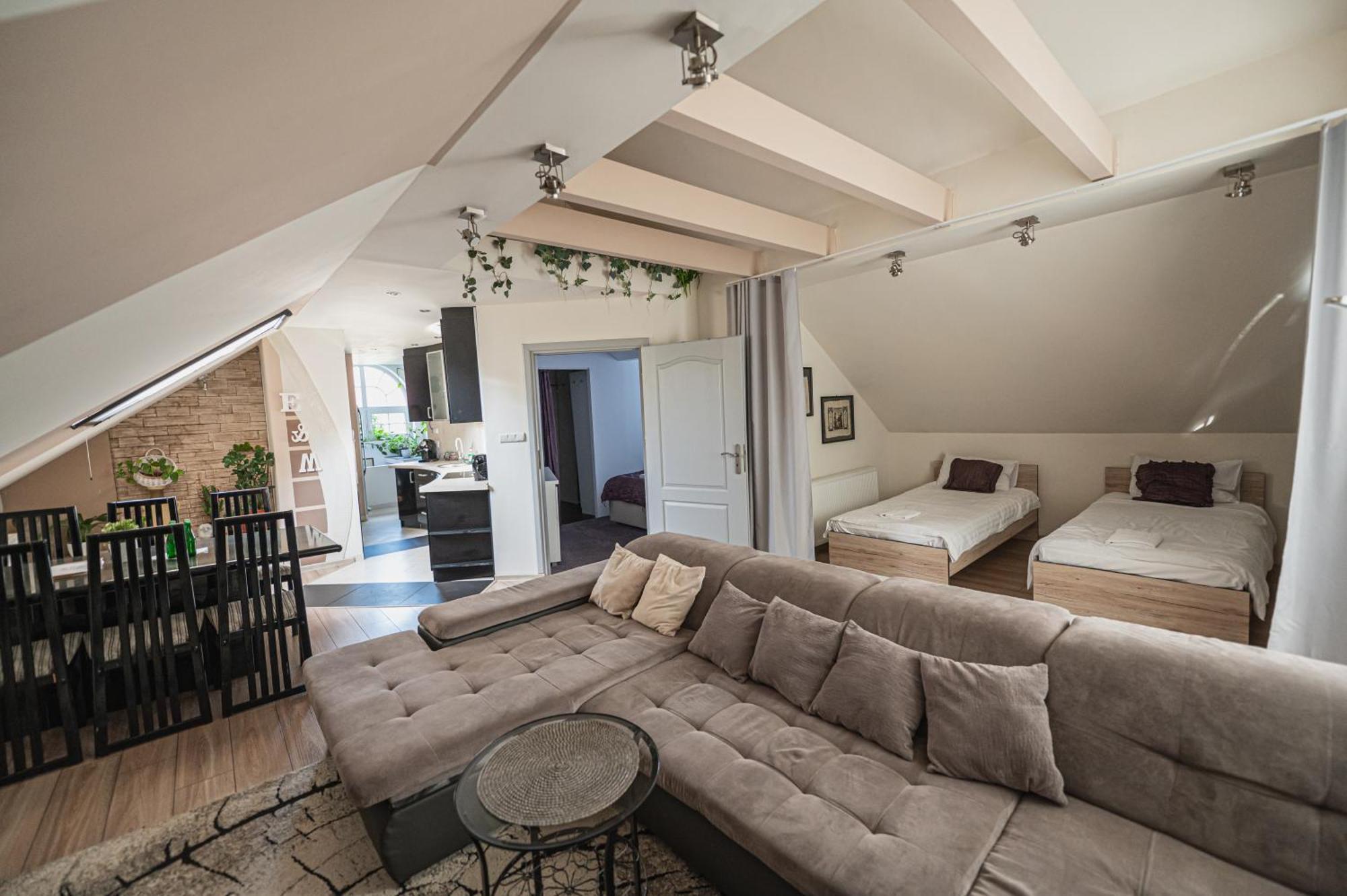 Dwor Boratyn Bed & Breakfast Ngoại thất bức ảnh