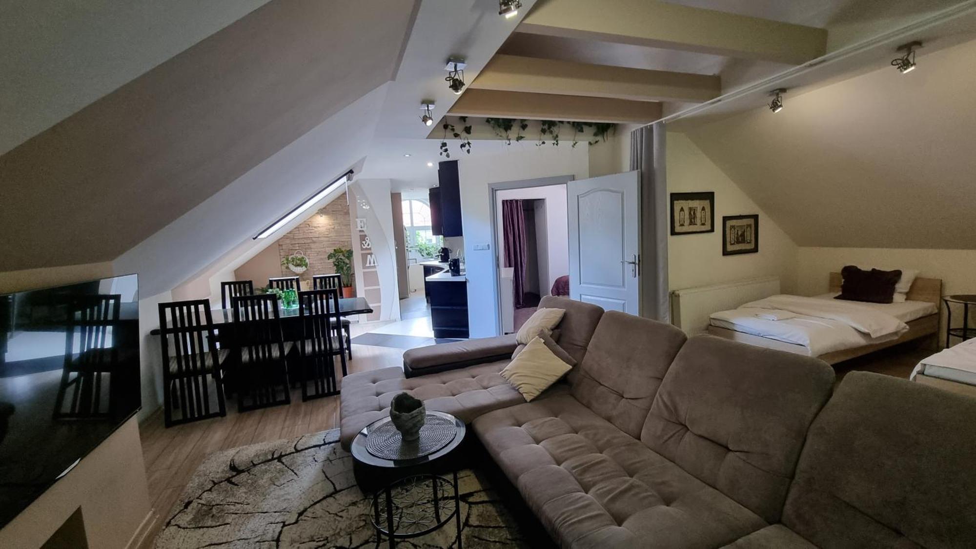 Dwor Boratyn Bed & Breakfast Ngoại thất bức ảnh